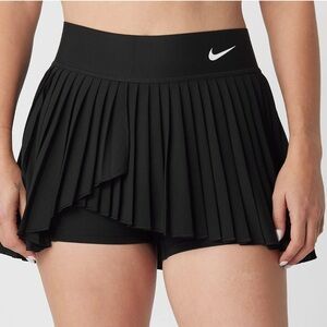 NWT Nike Fall Advantage Tennis Skirt